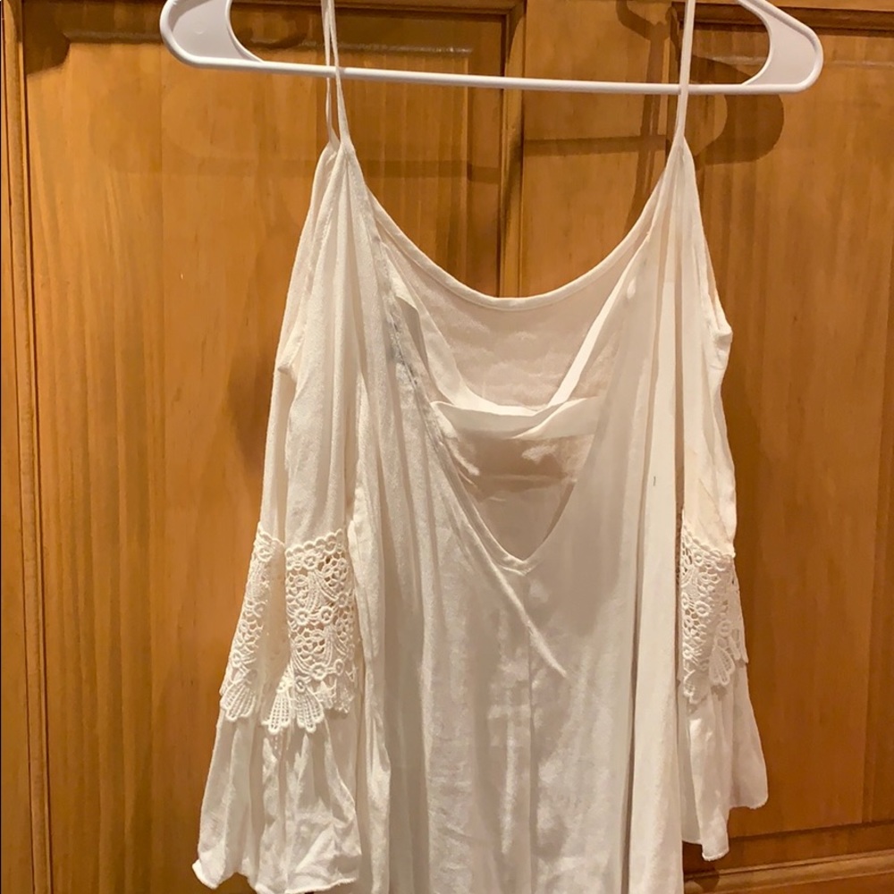 Cold shoulder top - Picture 3 of 3